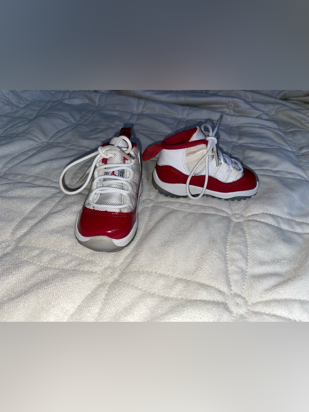 Jordan Retro 11 Kids cherry Red and White Low-Top Sneakers